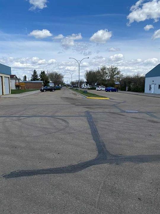 4816 Main Street, Alix, AB