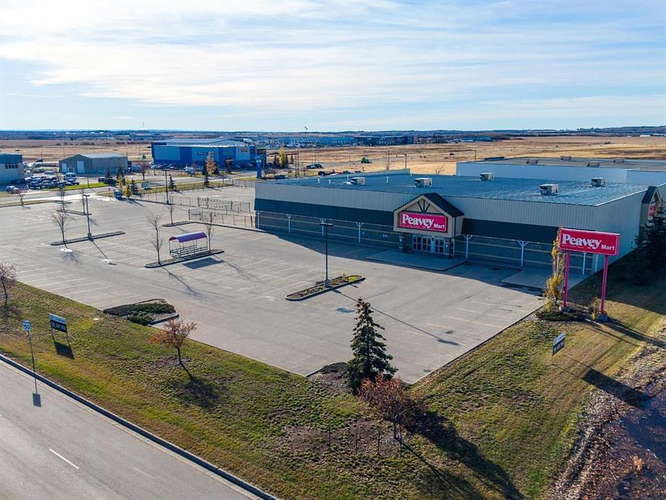 9902 120 Street, Grande Prairie, AB