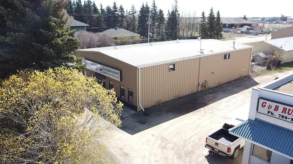 6001 40 Avenue, Wetaskiwin, AB