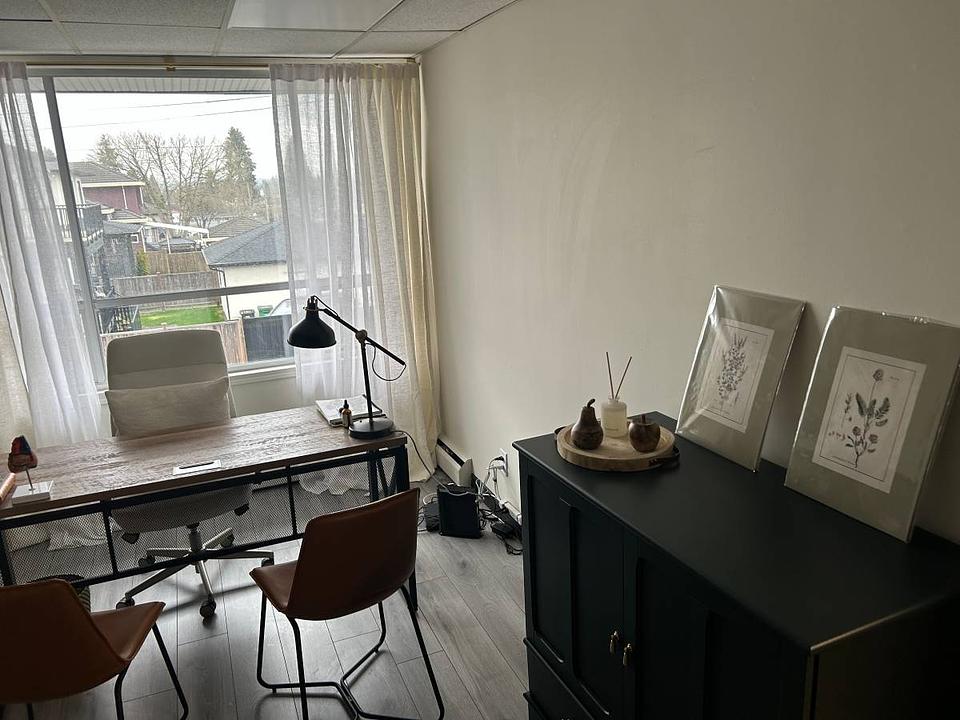 203 - 7418 6th Street, Burnaby, BC