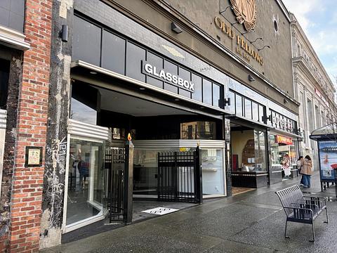 1317 Douglas Street, Victoria, BC