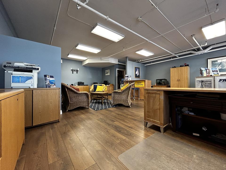9776 Fourth Street, Sidney, BC