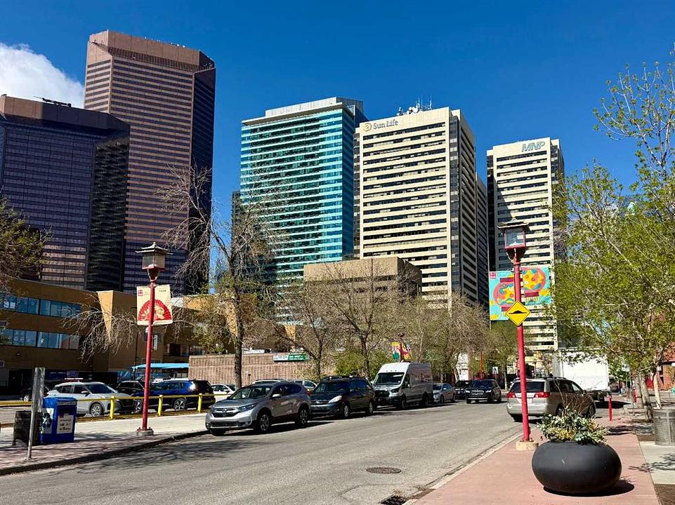 138 3 Avenue Southeast, Calgary, AB