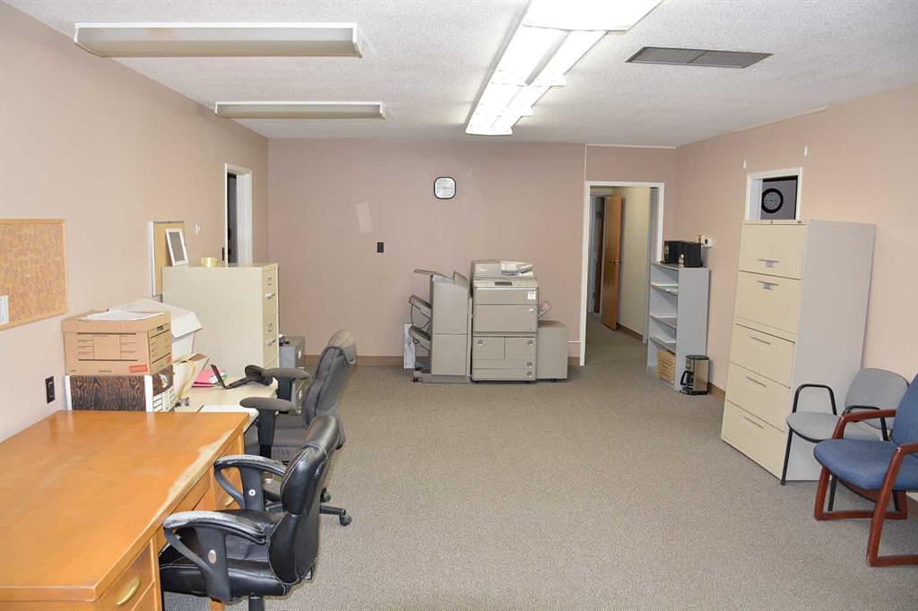 9910 97 Avenue, Peace River, AB