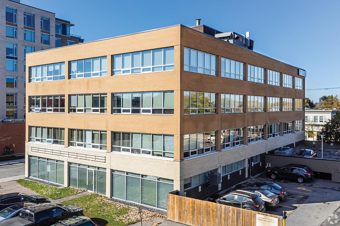 200 - 411 Roosevelt Ave, Ottawa, ON