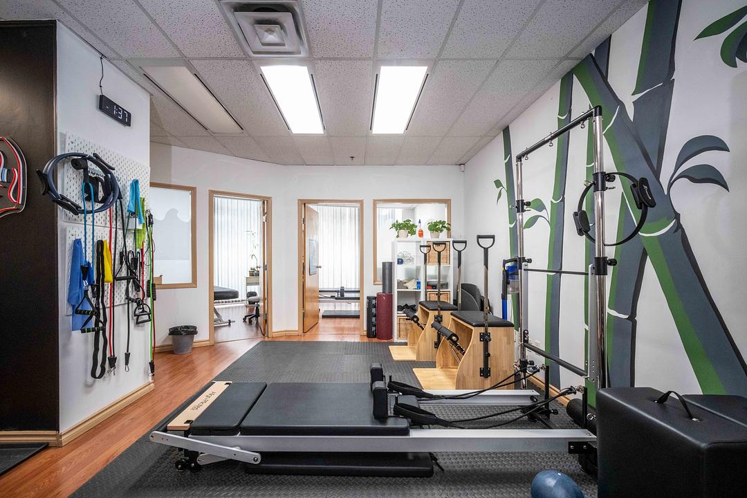 301 - 4885 Kingsway, Burnaby, BC