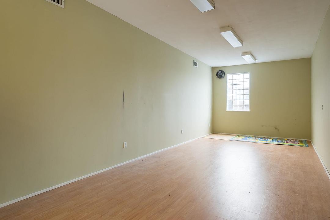 207 - 20466 Fraser Highway, Langley, BC