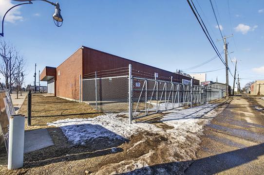 15802 Stony Plain Road, Edmonton, AB