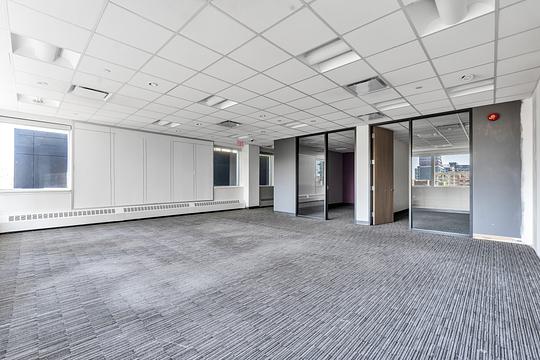 111 Peter Street, Toronto, ON