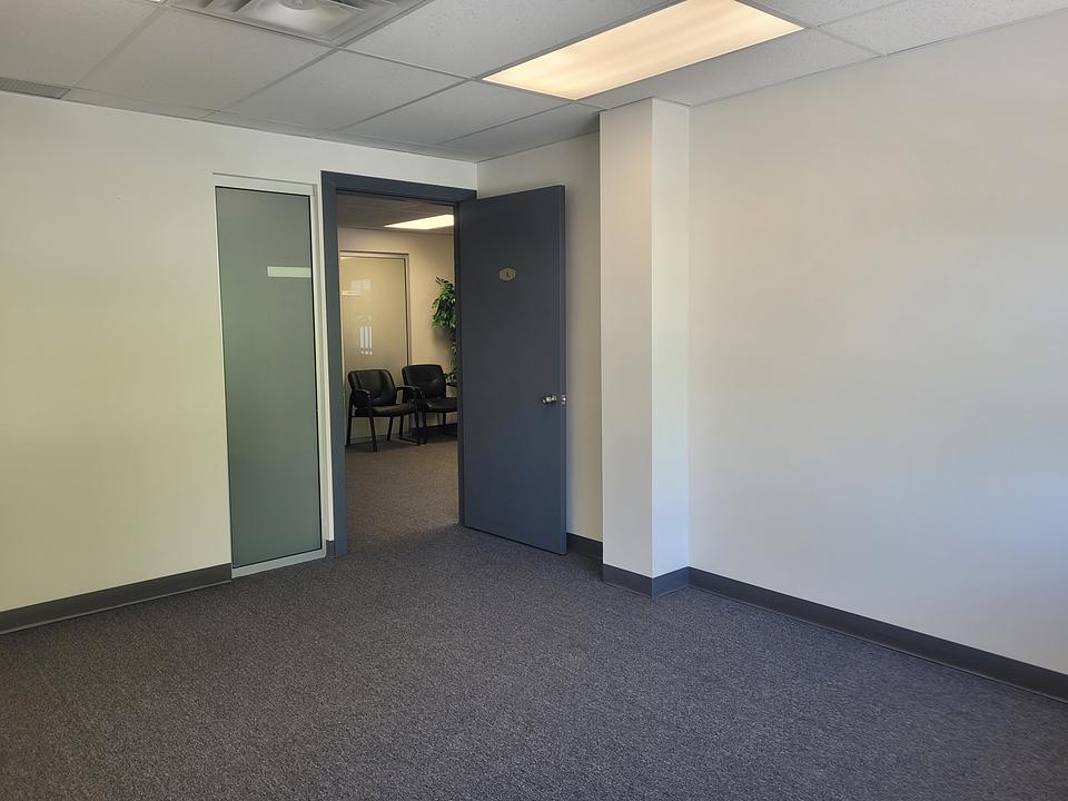 A - 1715 Dickson Avenue, Kelowna, BC