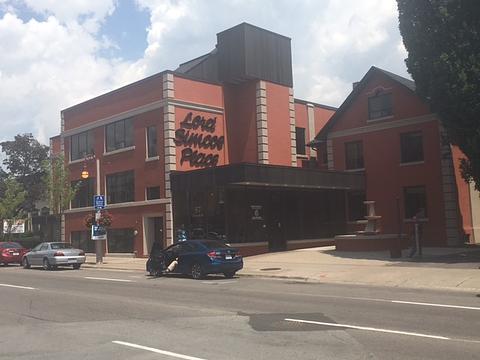 57 Simcoe St S, Oshawa, ON