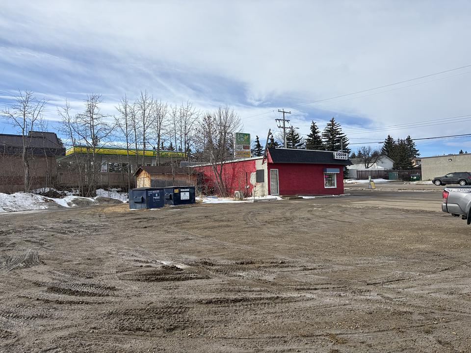 4417 50 Street, Sylvan Lake, AB