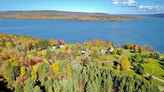 1543 West Lake Ainslie, West Lake Ainslie, NS