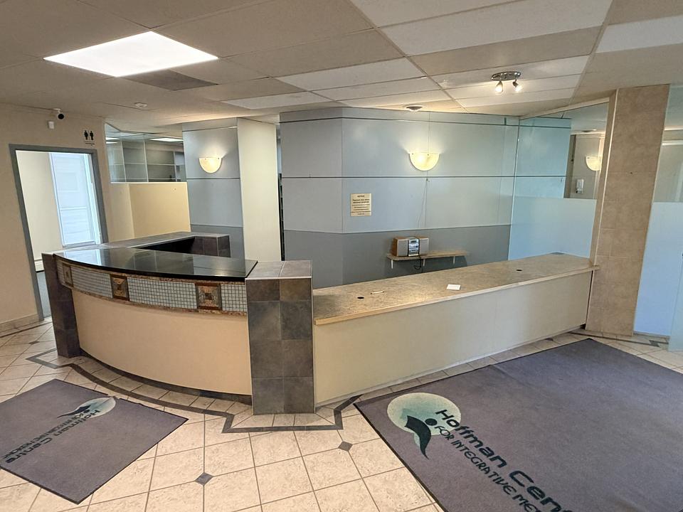 1133 17 Avenue Northwest, Calgary, AB