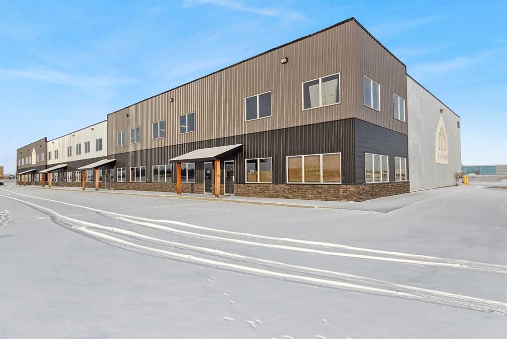 101 - 312 Energy Way, Penhold, AB