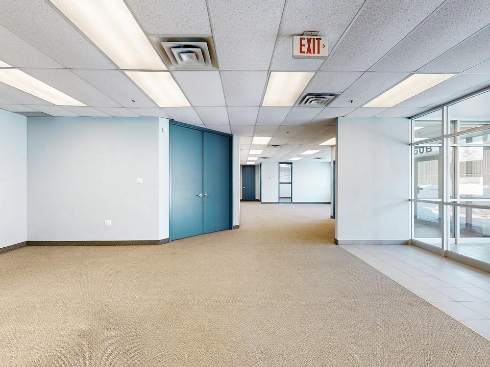 B - 1060 B Lorimar Drive, Mississauga, ON