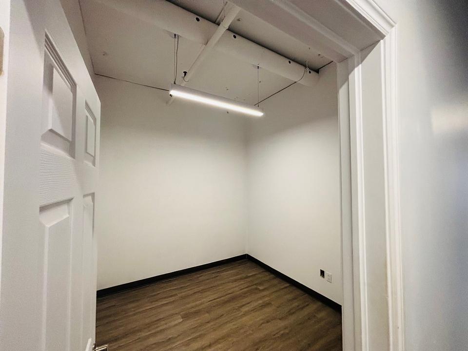 260-285 - 9090 Avenue du Parc, Montréal, QC