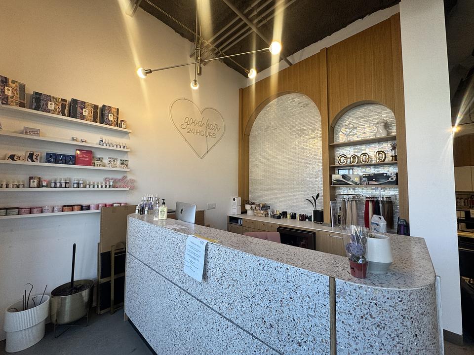 1345 9 Avenue Southeast, Calgary, AB