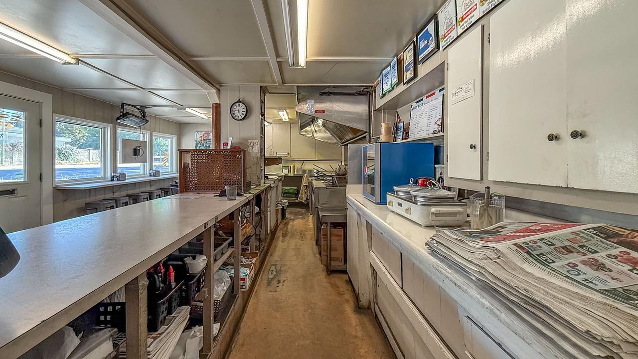 1359 Sutherland Ave, Kelowna, BC