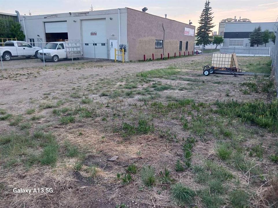 6789 52 Avenue, Red Deer, AB