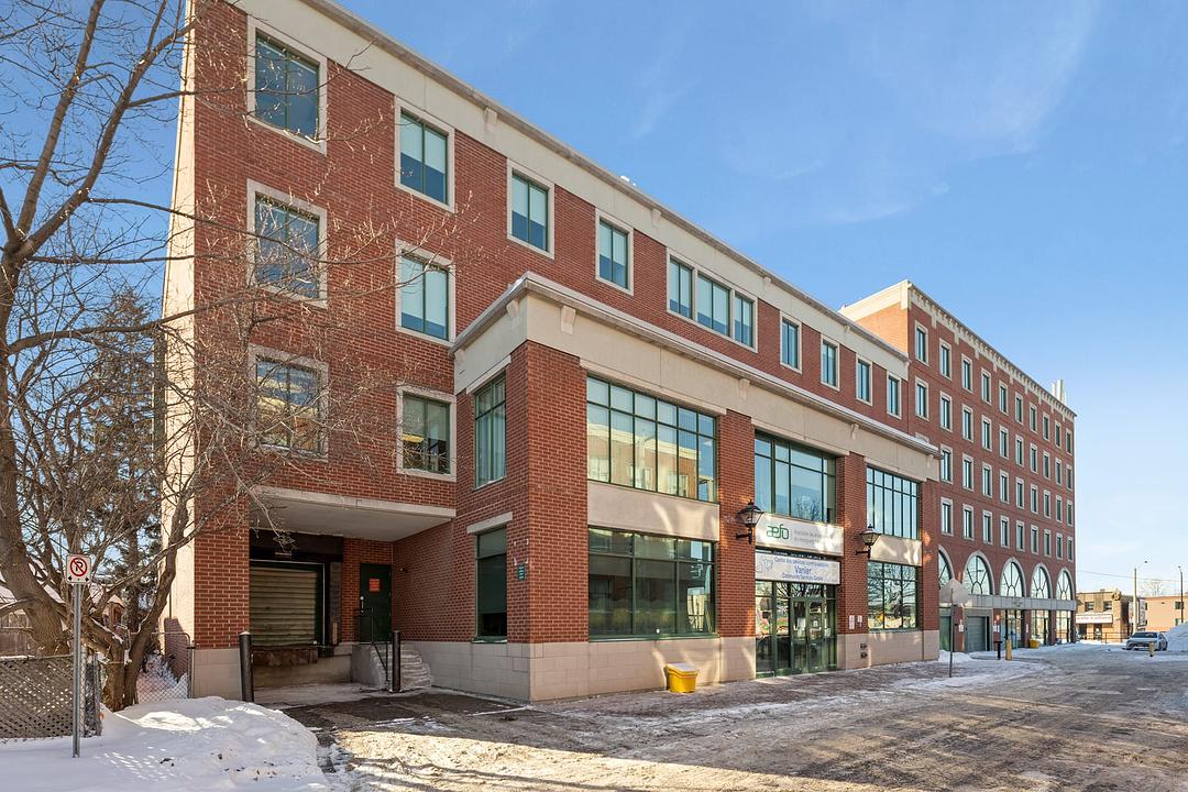 300 & 400 - 290 Dupuis Street, Ottawa, ON