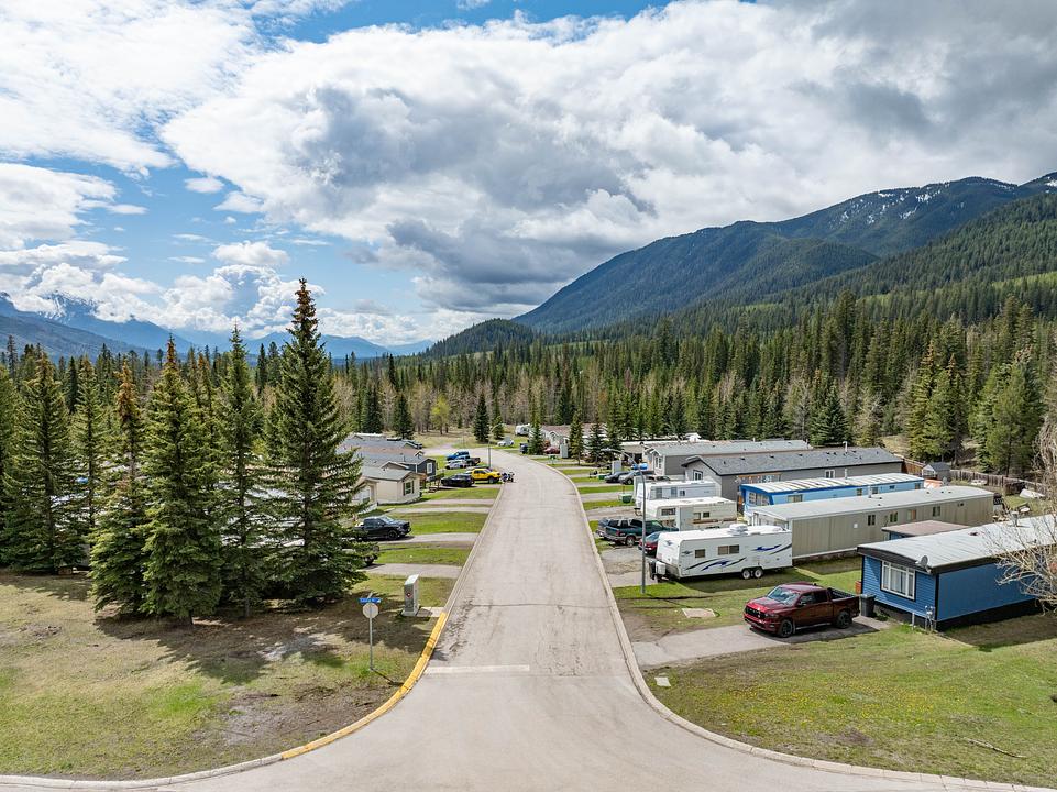 35 Cassiar Drive, Elkford, BC