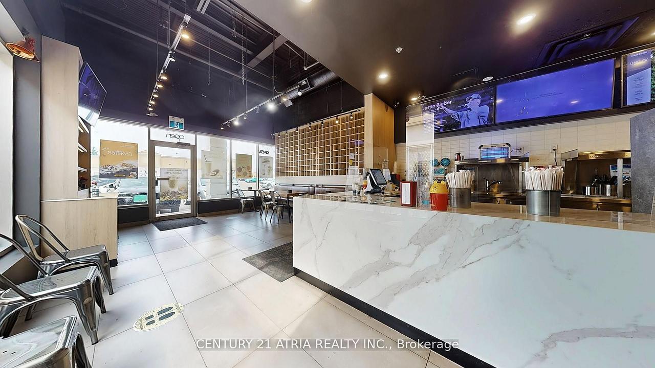 38 - 3175 Rutherford Road, Vaughan, ON