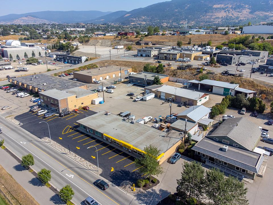 #B - 911 Kalamalka Lake Road, Vernon, BC
