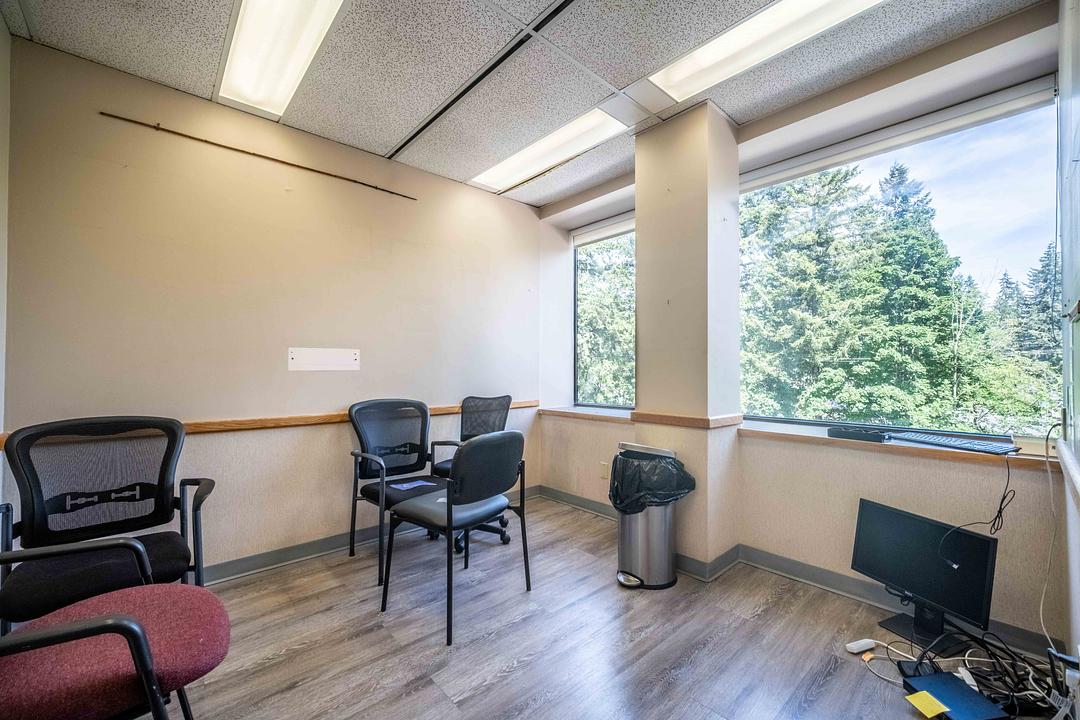 350 - 2755 Lougheed Hwy, Port Coquitlam, BC