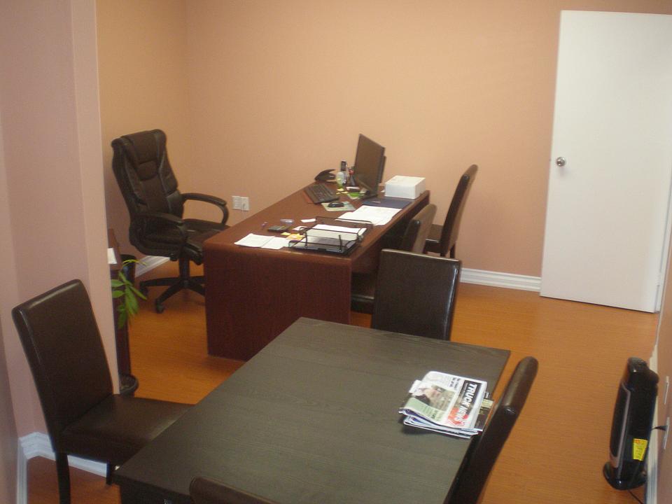 7 - 140 Advance Blvd, Brampton, ON