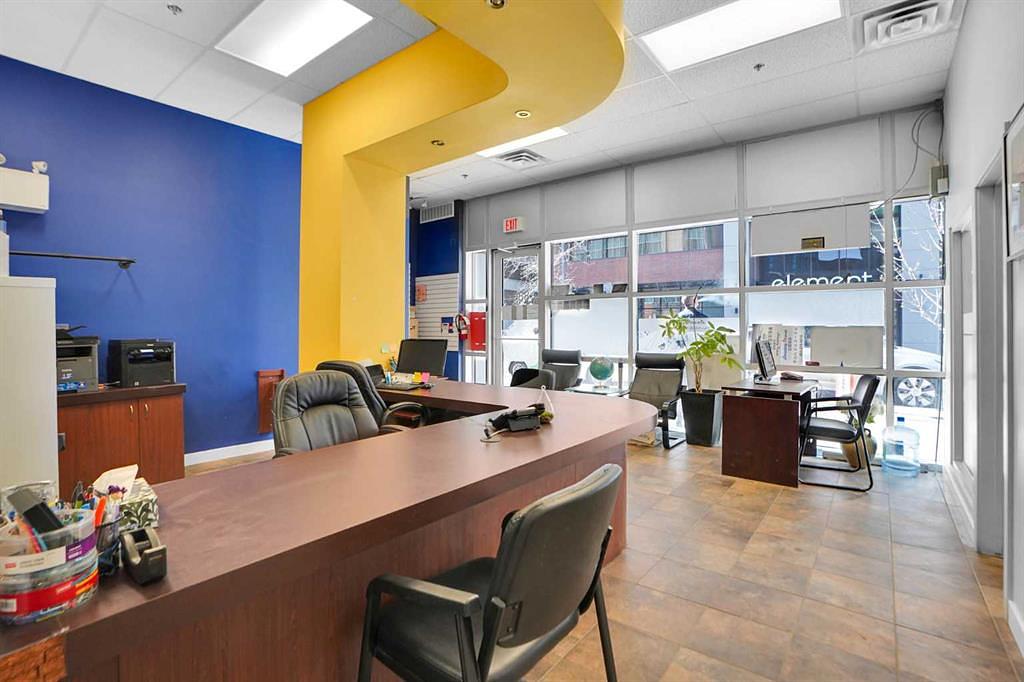 880 4 Avenue Southwest, Calgary, AB