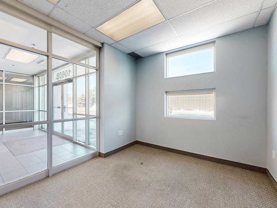 B - 1060 B Lorimar Drive, Mississauga, ON