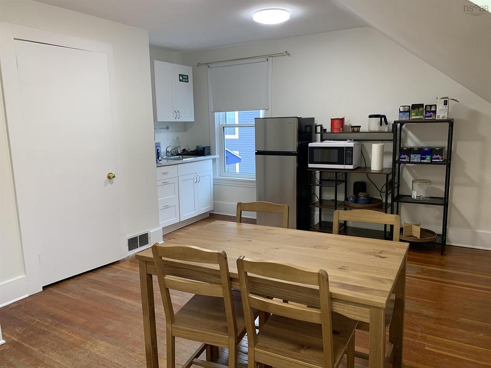 1105 Bedford Highway, Bedford, NS