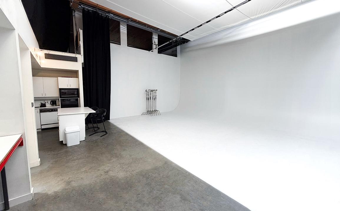 1810 Pine Street, Vancouver, BC