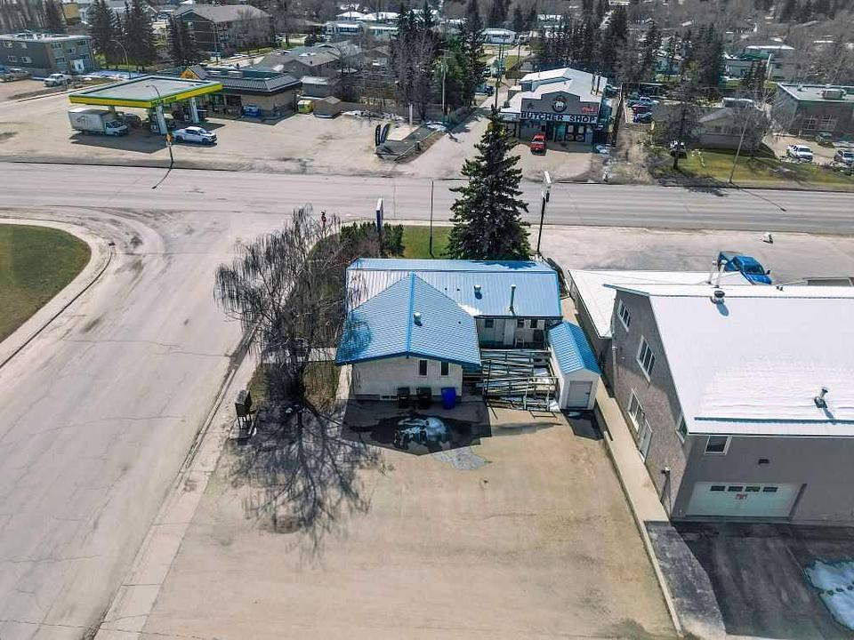 4530 54 Avenue, Olds, AB