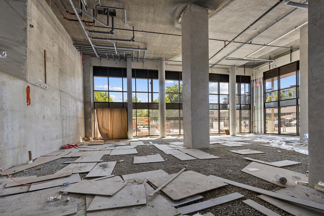 CRU 4 - 3300 Lakeshore Road, Kelowna, BC