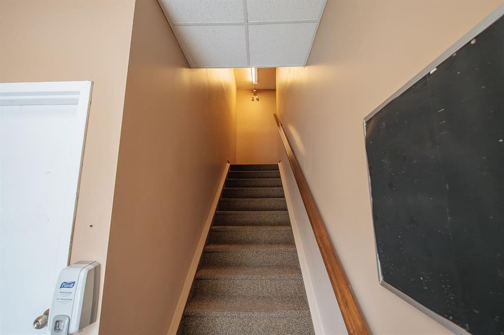 32 Westwinds Crescent Northeast, Calgary, AB