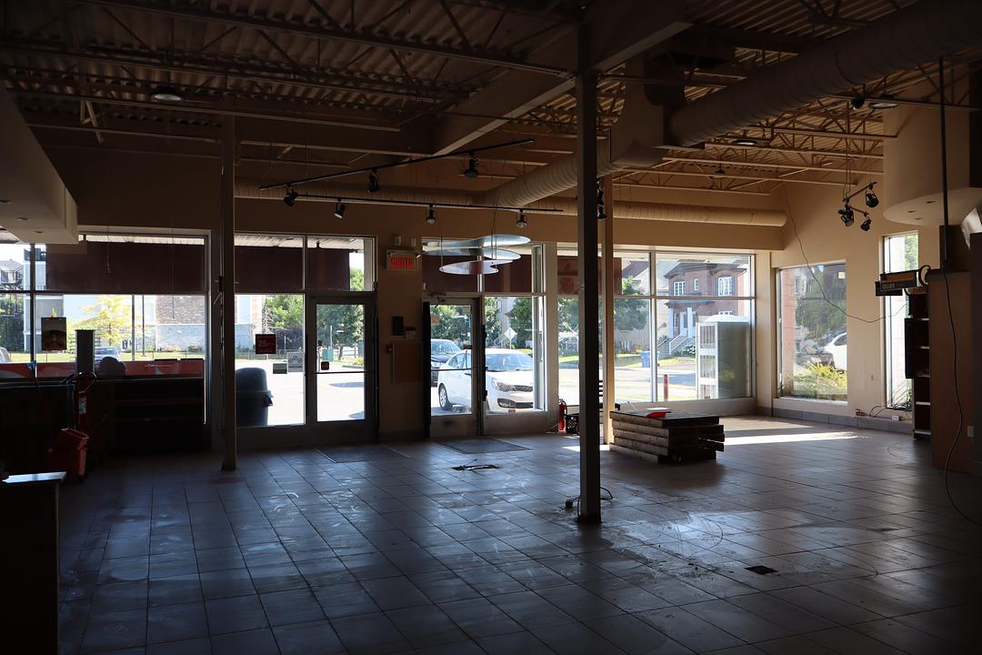 2 - 2301 Rue Versailles, Mascouche, QC