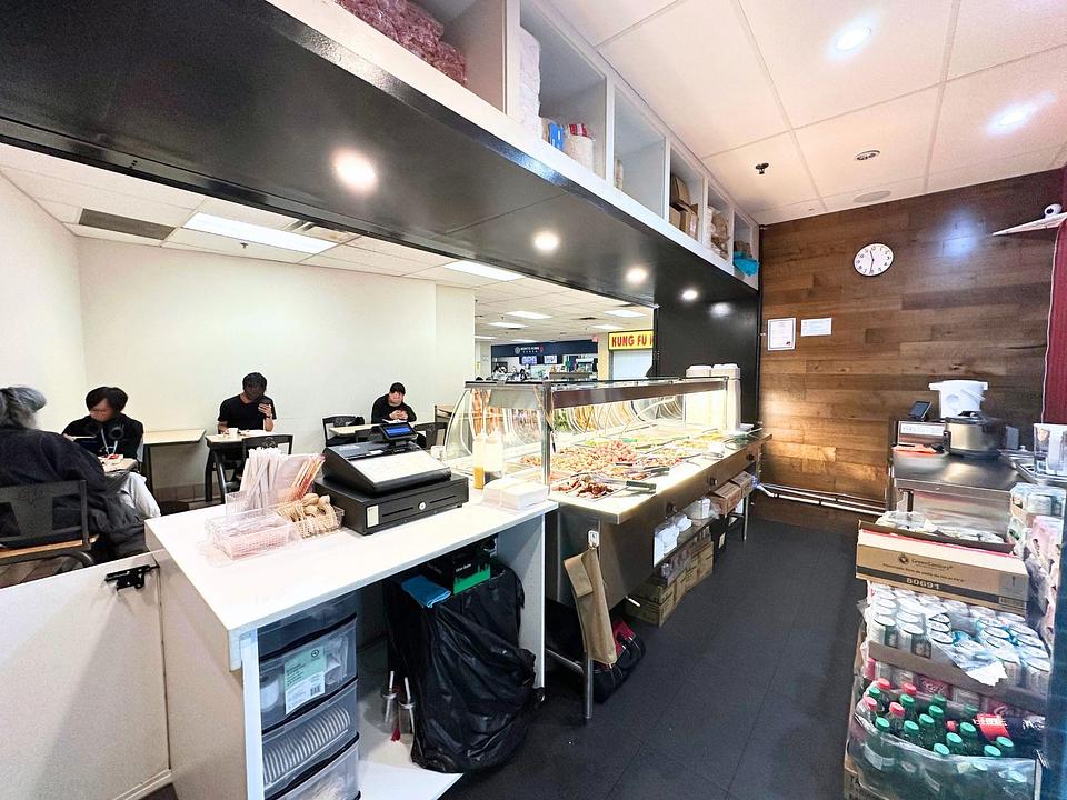B10 - 5728 University Boulevard, Vancouver, BC
