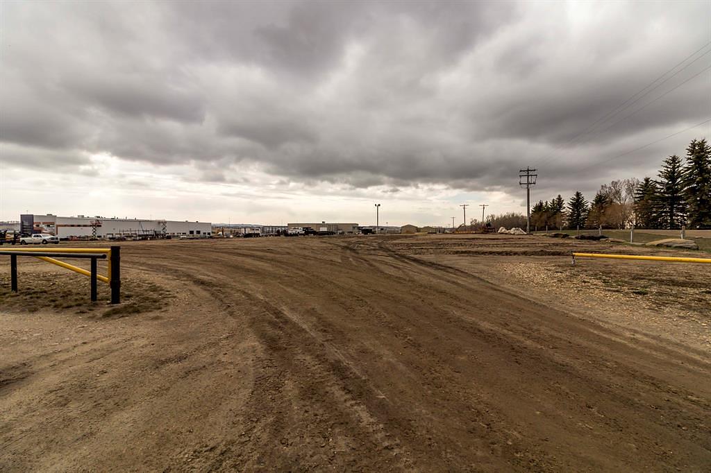3 Mckenzie Drive, Red Deer County, AB