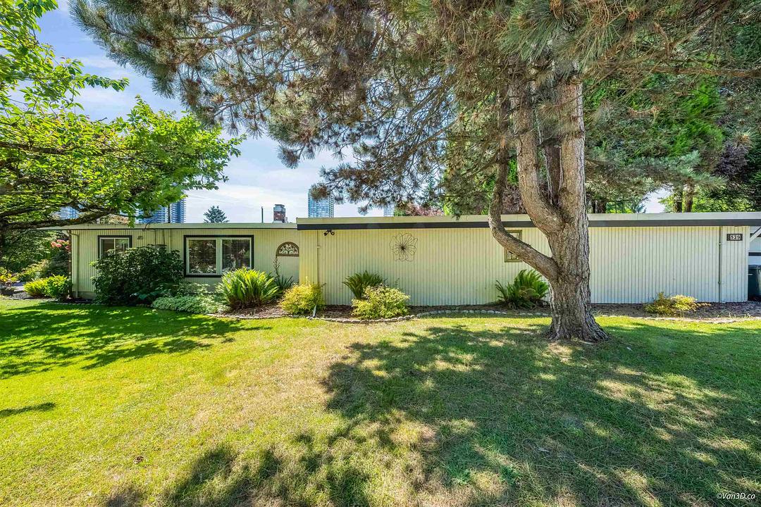 529 Appian Way, Coquitlam, BC