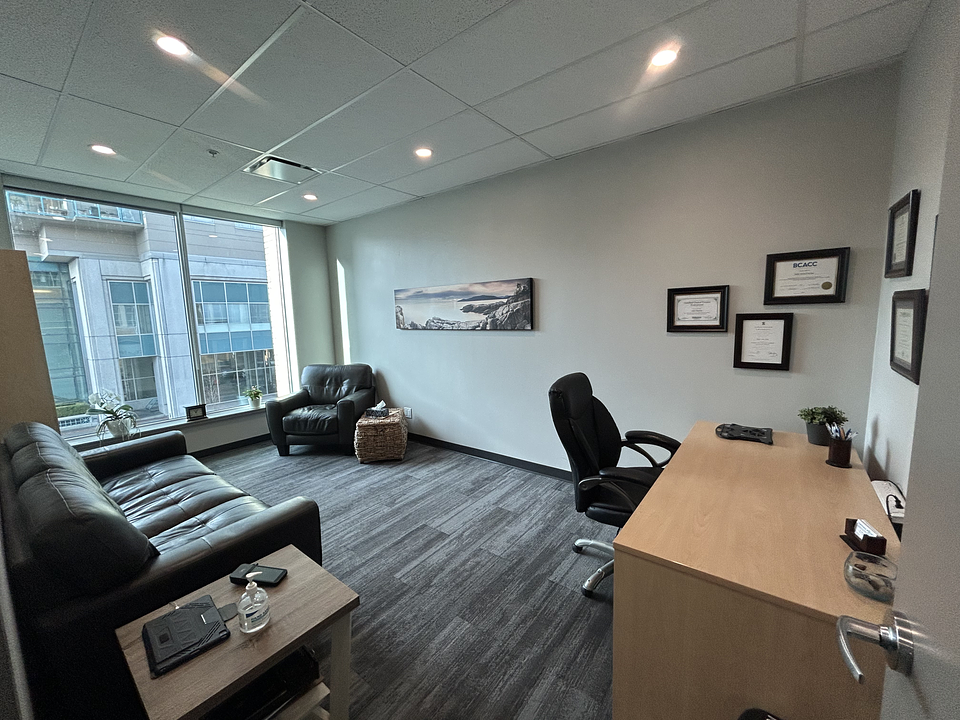 250 - 601 Sixth St, New Westminster, BC