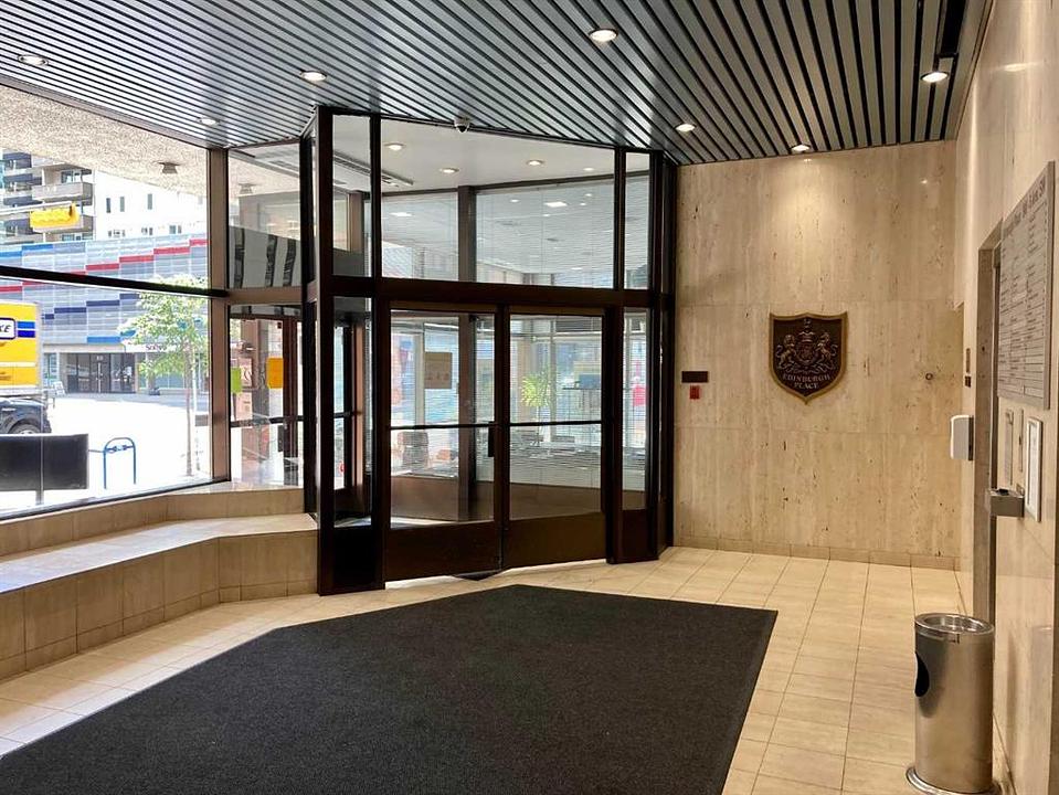 300 - 900 6 Avenue Southwest, Calgary, AB