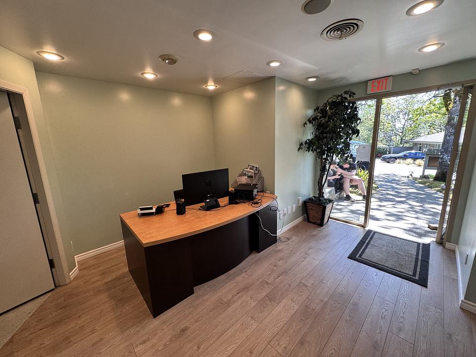 2 - 811 Royal Oak Drive, Victoria, BC