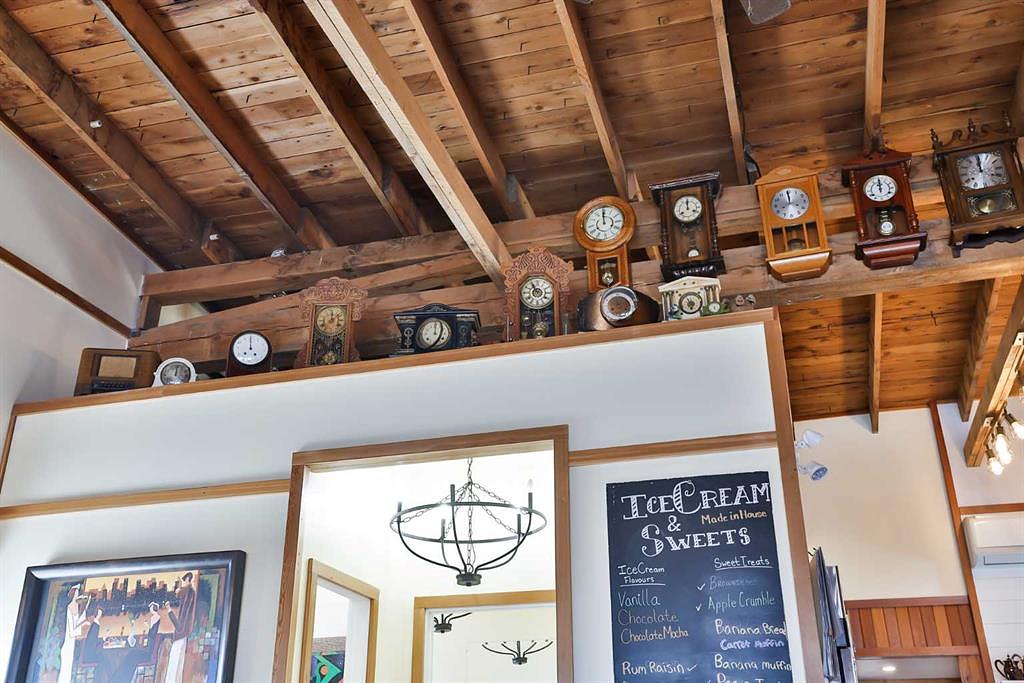 320 Railway Avenue, Granum, AB
