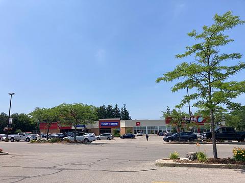525 Highland Road West, Kitchener, ON