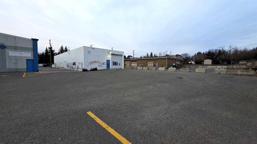 5414 43 Street, Red Deer, AB
