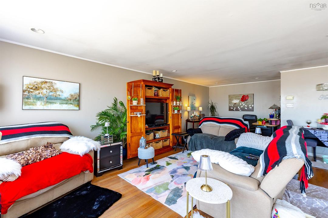 250 Main Street, Yarmouth, NS