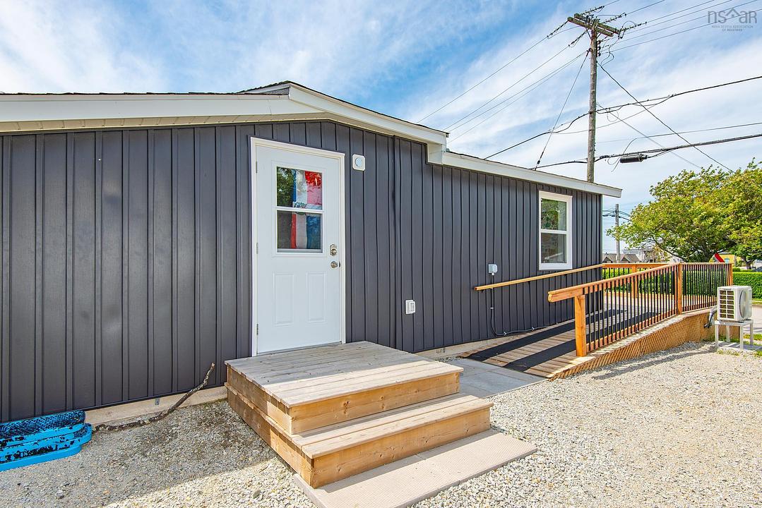 191 Main Street, Yarmouth, NS