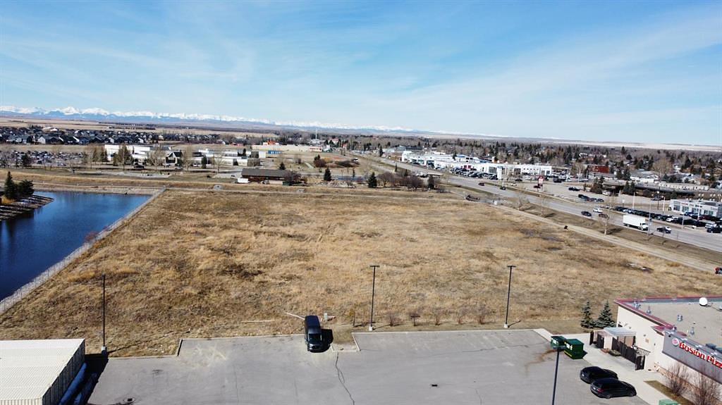1501 12 Avenue Southeast, High River, AB